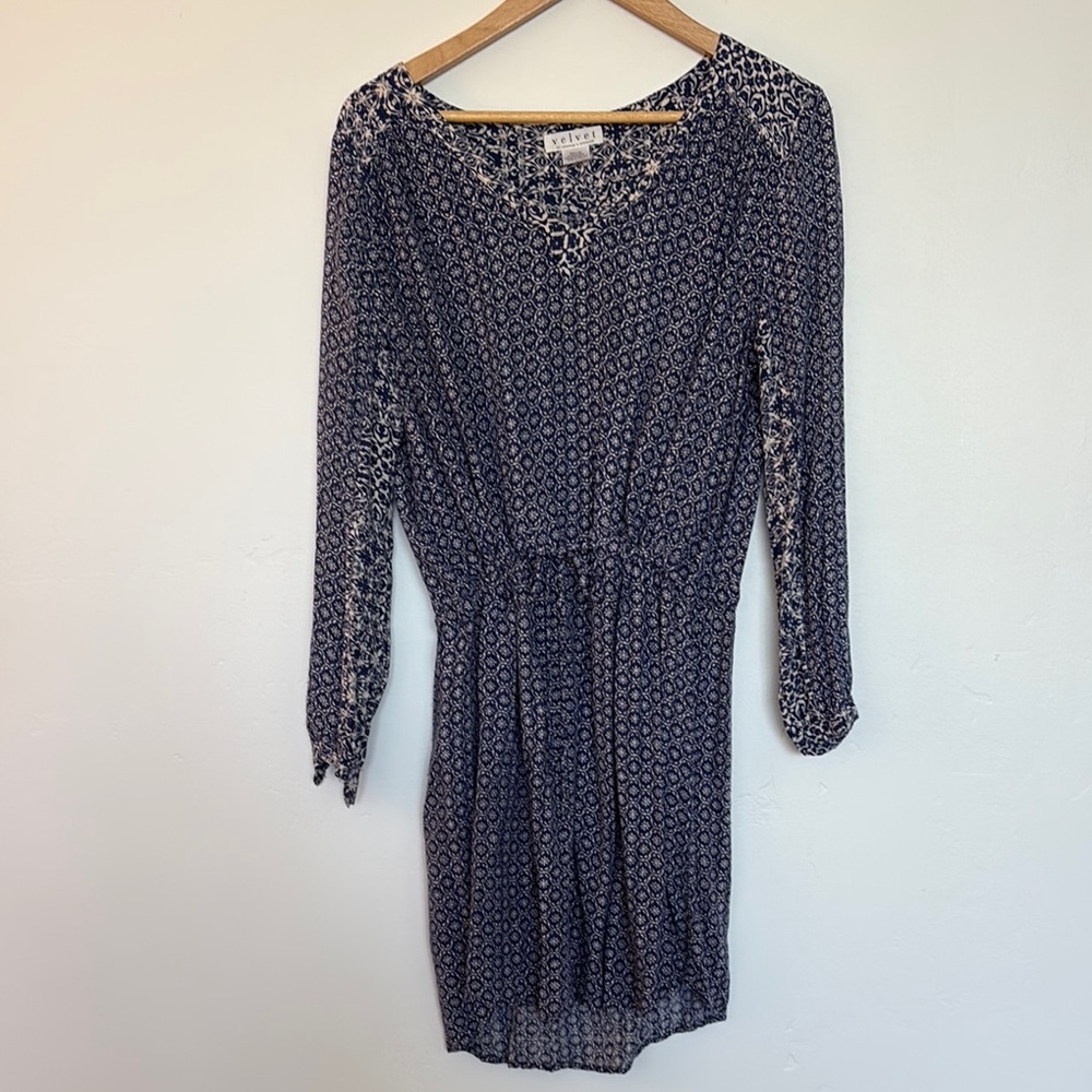 Velvet by Graham & Spencer Blue V-Neck Raglan Long Sleeve Sundress